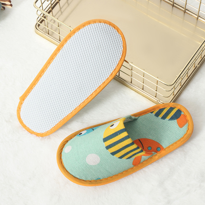 1 пара одноразовых детских тап – обзор и цена Kids Indoor Outdoor Slippers