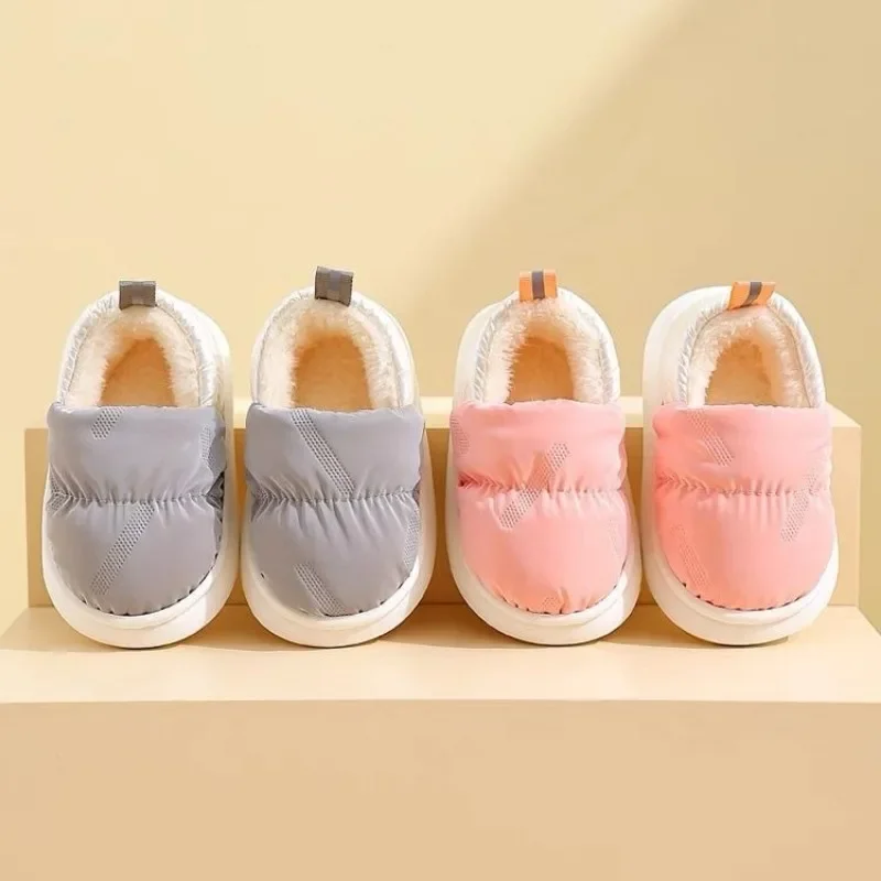 Детские тапочки для мальчиков, – обзор и цена Kids Indoor Outdoor Slippers